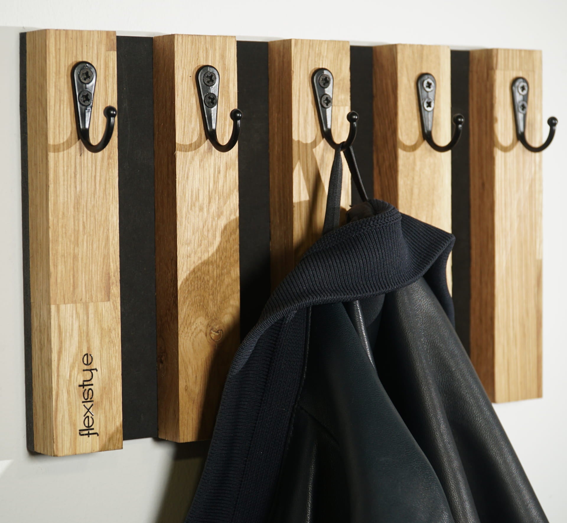 Wooden Key Holder β Stylish Wall Organizer | Keep Your Keys Safe & Organized