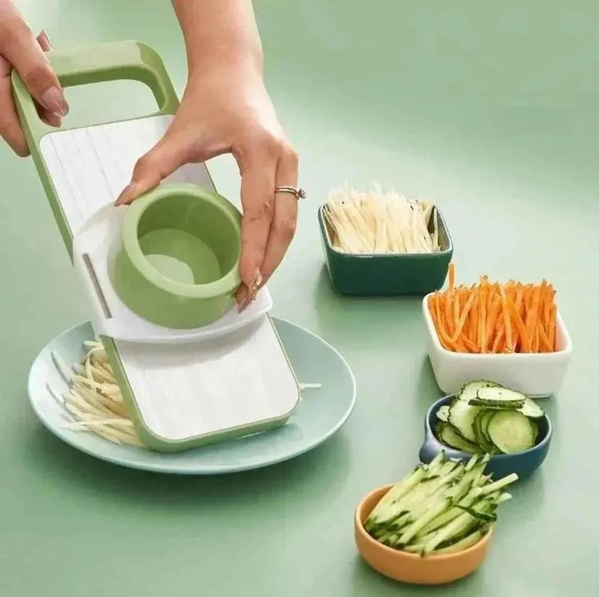 5-in-1 Vegetable Cutter – Fast, Easy & Mess-Free Kitchen Prep